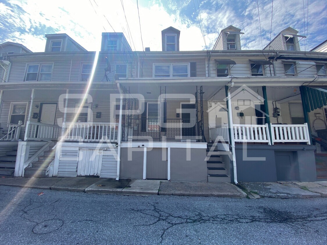 Primary Photo - 416 Swatara St