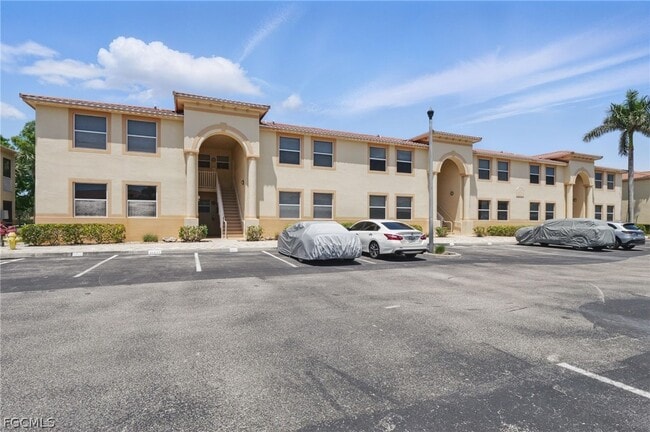 Foto del edificio - 15430 Bellamar Cir