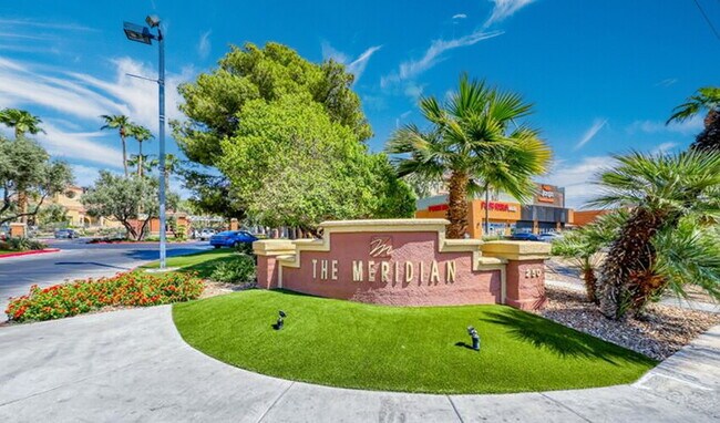 Foto del edificio - Luxury Mid-Rise | Guard Gated | Underground Garage Area | Resort Style Amenities