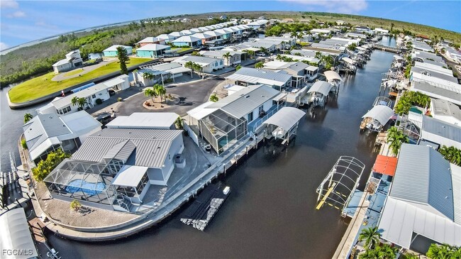Foto del edificio - 2970 Sloop Ln