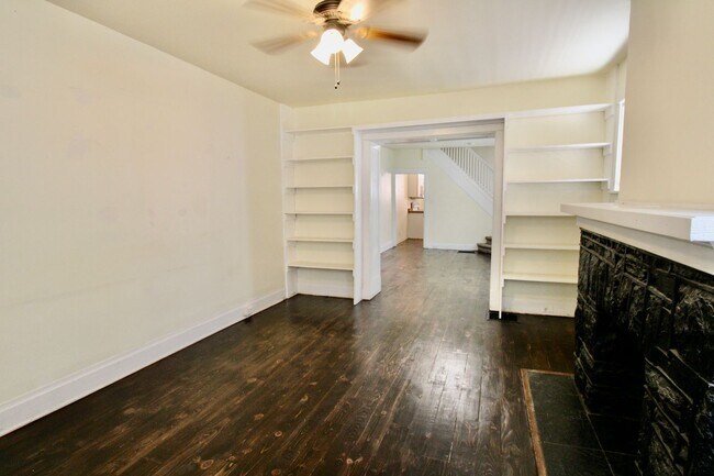 Foto del edificio - Spacious 3 Bedroom Home