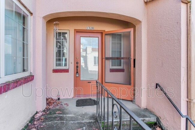 Building Photo - 1328 NE 68th Ave