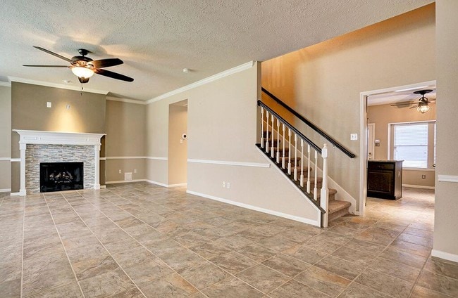 Building Photo - 1409 El Camino Village Dr