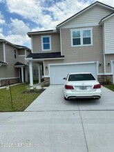 Building Photo - 6847 Mirage St