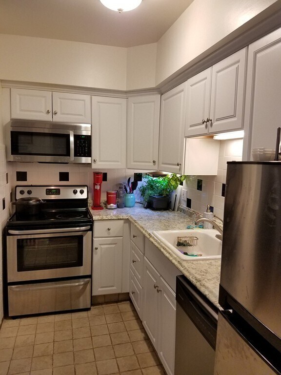 Foto del edificio - 10 Derne St