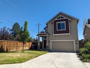 Building Photo - 21199 SE Kayla Ct
