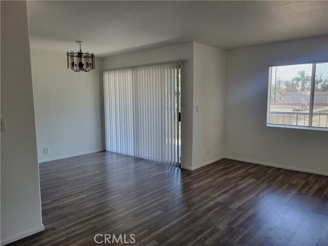 Foto del edificio - 923 E Ocean Blvd