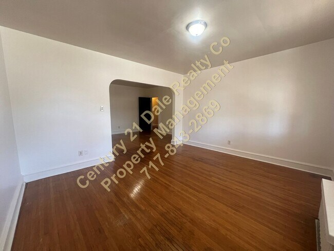 Foto del edificio - 423-425-425 N Franklin St