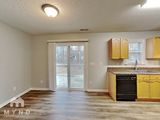 Foto del edificio - 255 Morgan Pkwy