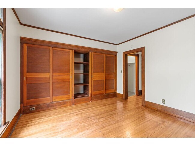 Building Photo - 3215 Blaisdell Ave