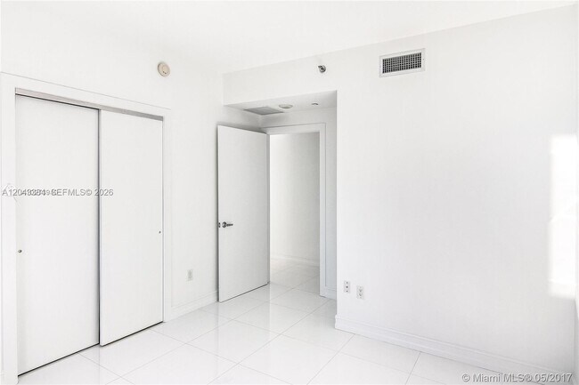 Foto del edificio - 1060 Brickell Ave