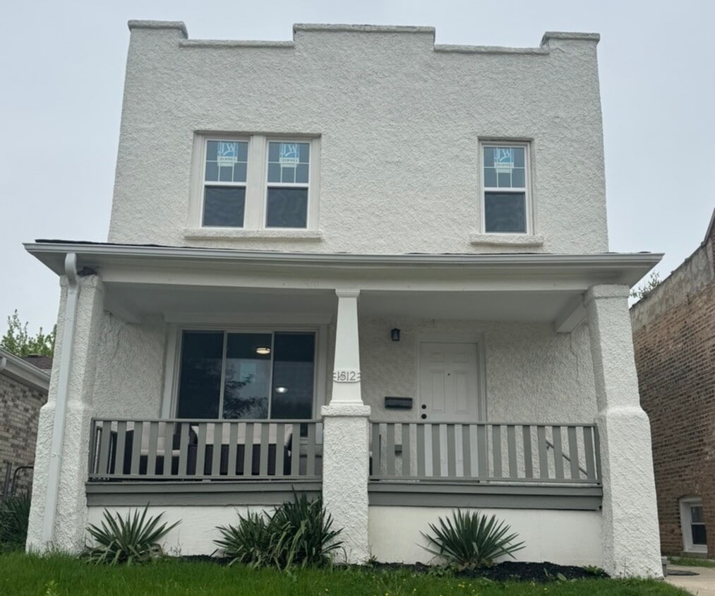 Primary Photo - 1512 Lombard Ave