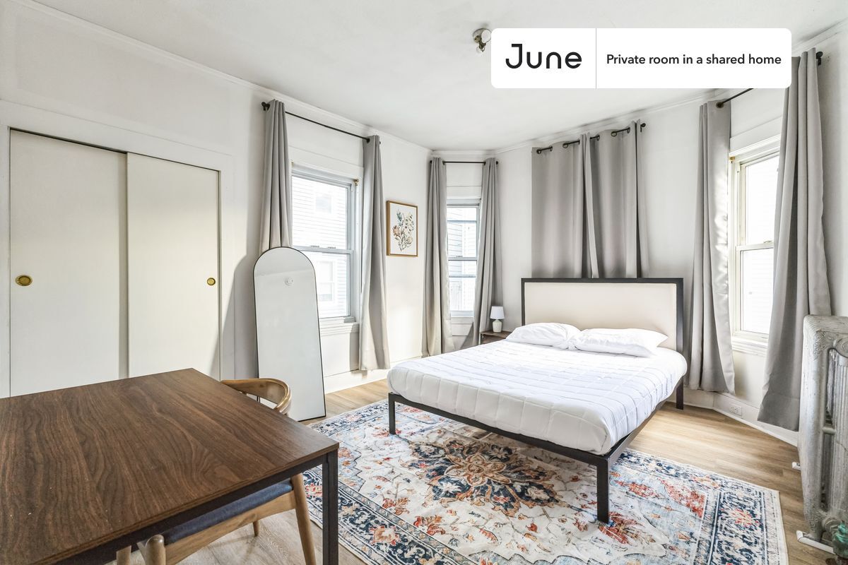 Private bedroom in 5 bed/1 bath Home - Private bedroom in 5 bed/1 bath Home