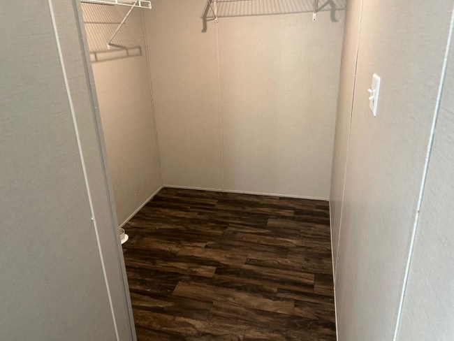 Building Photo - 1129 Morning Glory Cir