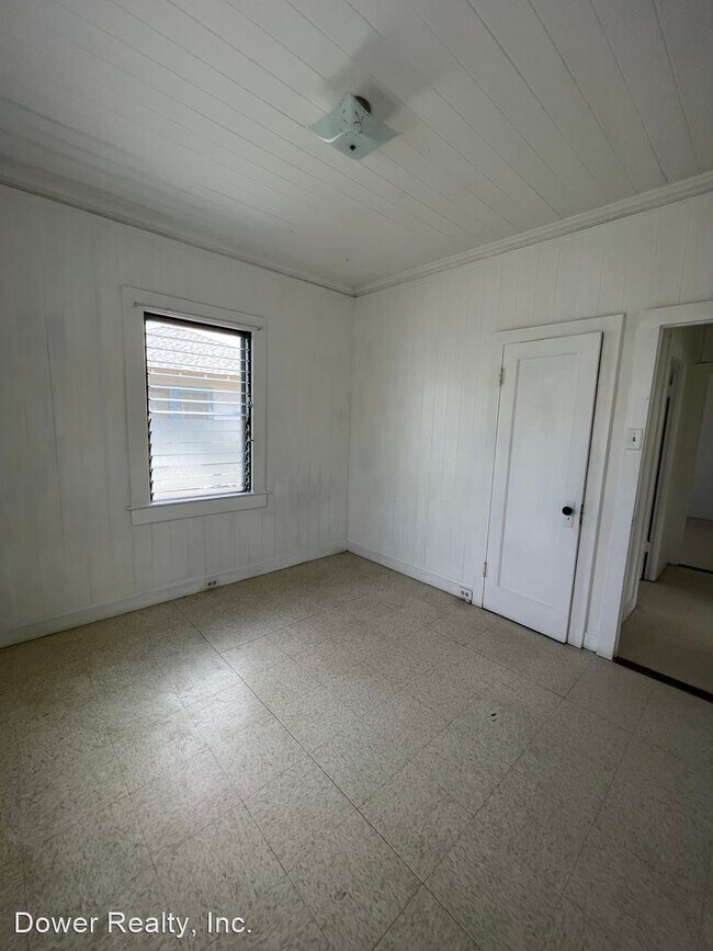 Building Photo - 2 br, 1 bath House - 1346 10th Avenue