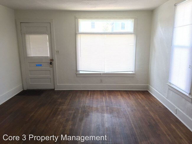 Building Photo - 309 N McLean St