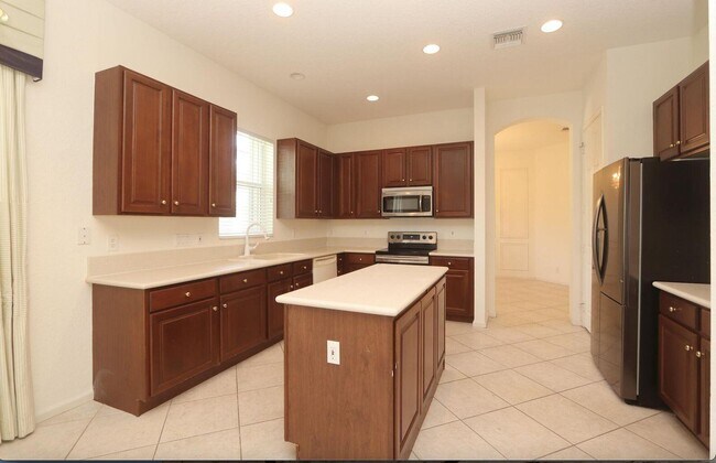 Building Photo - 9183 Bay Point Cir