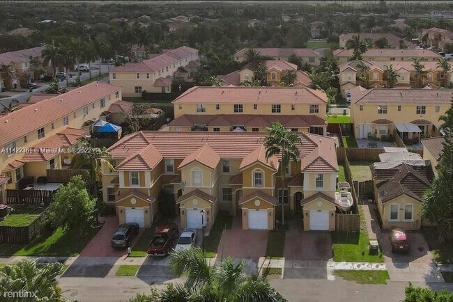 Foto del edificio - 4 br, 3 bath House - Villas Del Campo