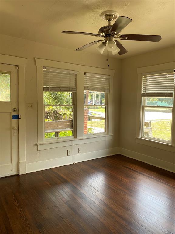 Foto del edificio - 1035 Voight St