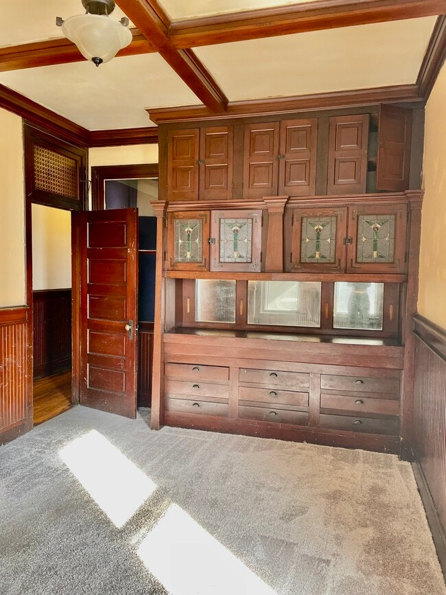 Beautiful built ins! - 50 E Court St
