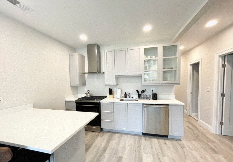 Foto principal - 23 Newport St
