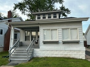 Building Photo - 296 Homecrest Ave
