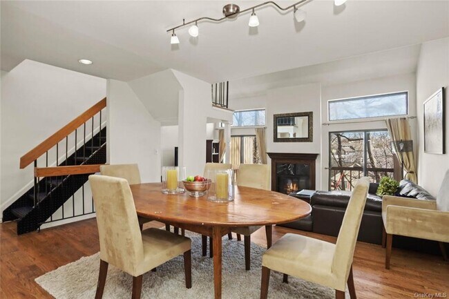 Foto del edificio - 38 Milton Ct