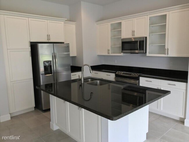 Foto del edificio - 3 br, 2.5 bath House - 6640 Quiet Wave Trl...