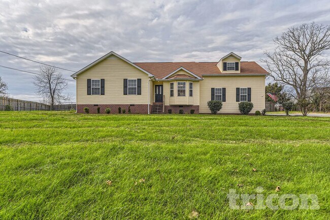 Foto del edificio - 206 Bettis Rd