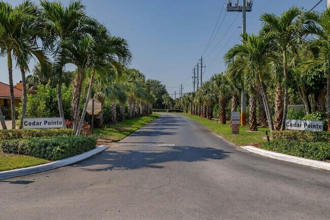 Foto del edificio - 2929 SE Ocean Blvd