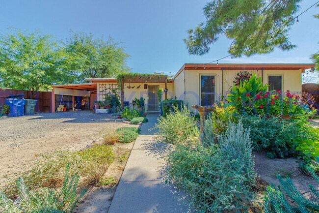 Foto del edificio - 5130 E Patricia St