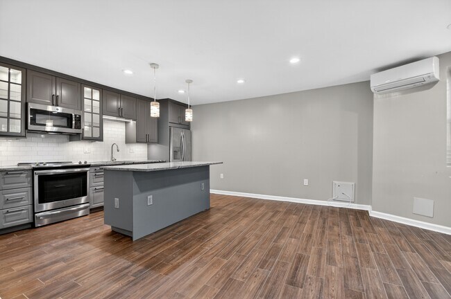 Foto del edificio - 600 Q St NW