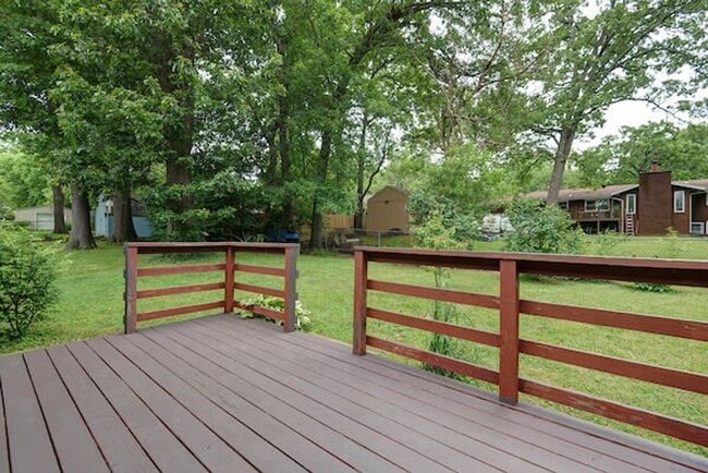 Building Photo - 3519 E Fruitwood Ln