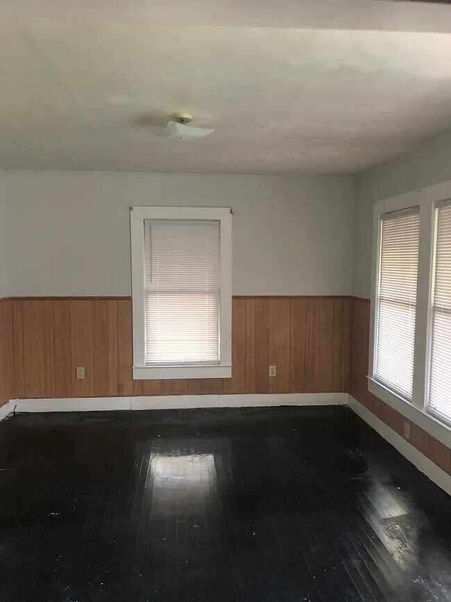 Foto del edificio - 2 Bedroom 1 Bathroom