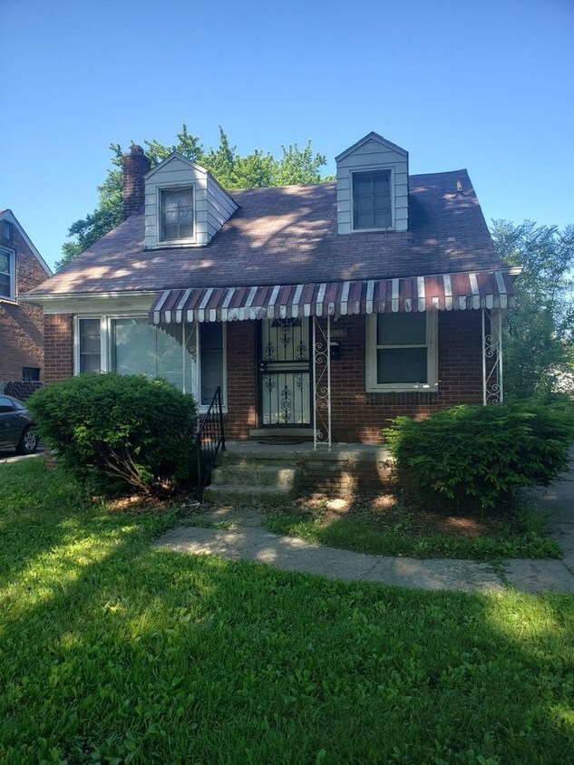 Primary Photo - Bungalow