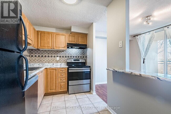 Photo du bâtiment - 2900 Battleford Rd