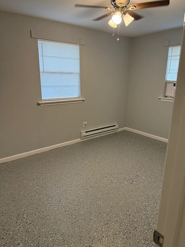 habitación - 732 Arnold Ave