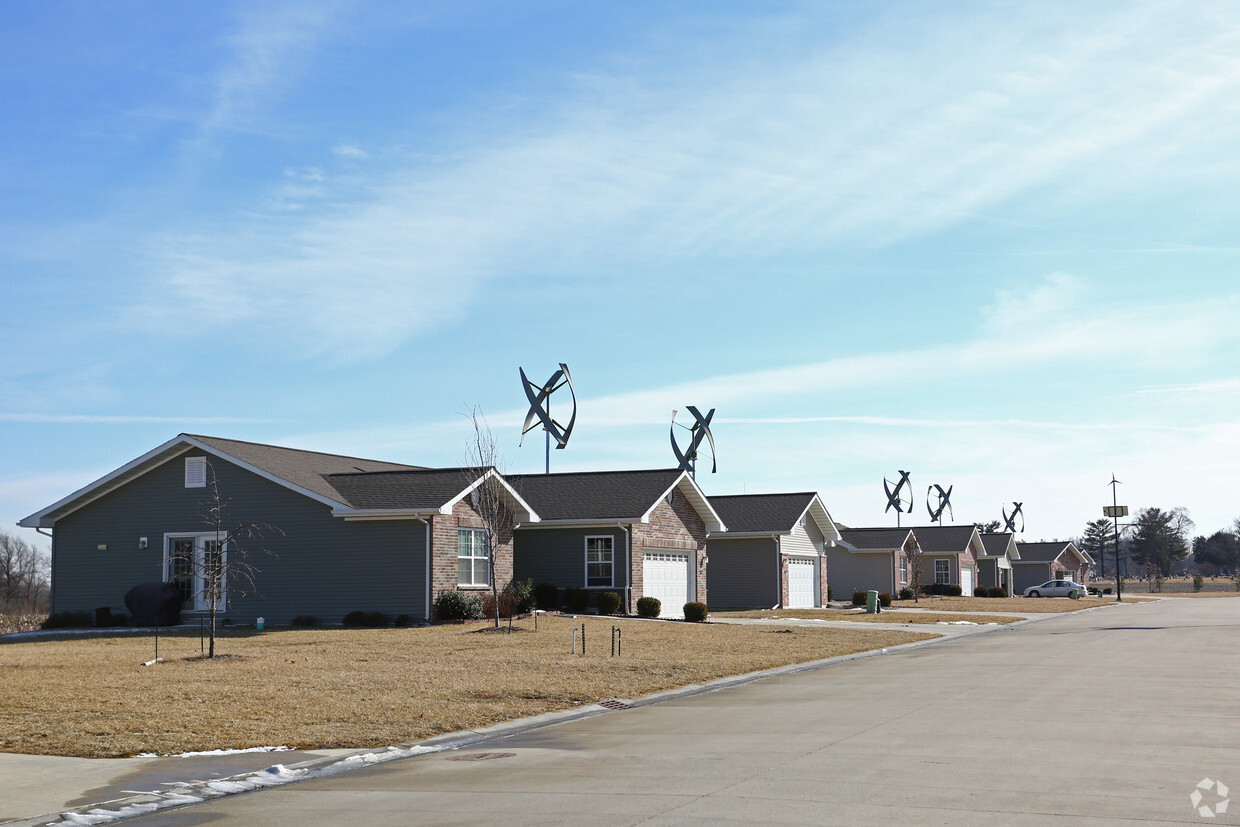 Primary Photo - Lexington Farms