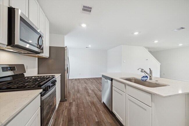 Foto del edificio - 15150 Willow Hts Ln