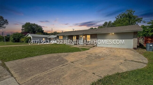 Photo - 2613 Fairbrook St House