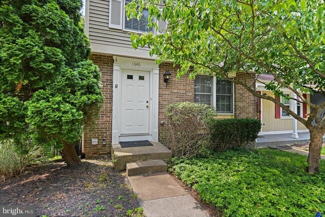 Building Photo - 1646 Barnstead Dr