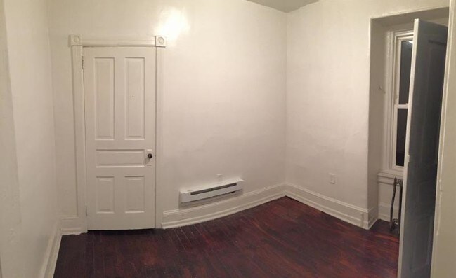 Building Photo - 4730 Hazel Ave