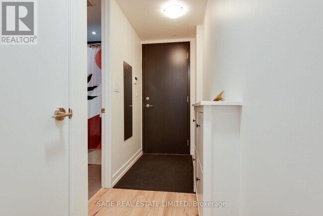 Photo du bâtiment - 377 Madison Ave