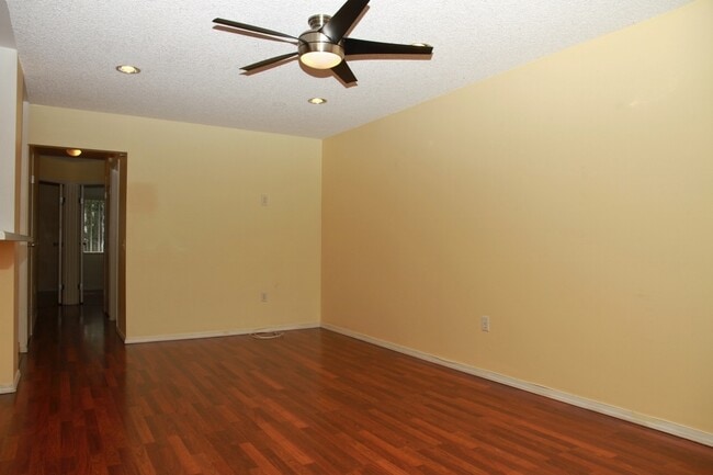 Foto del edificio - Desirable Hillsdale Apartment in Mililani ...