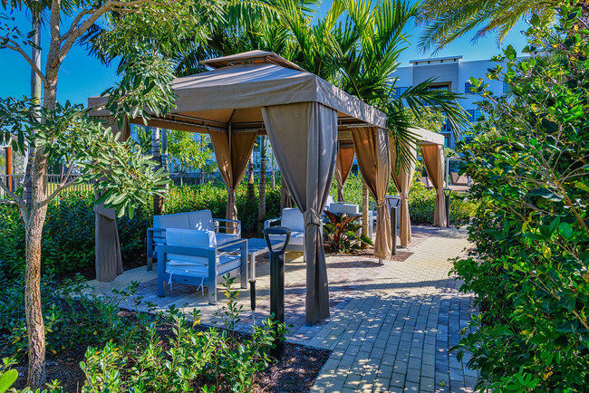 Poolside Cabanas - Atlantico at Aquabella