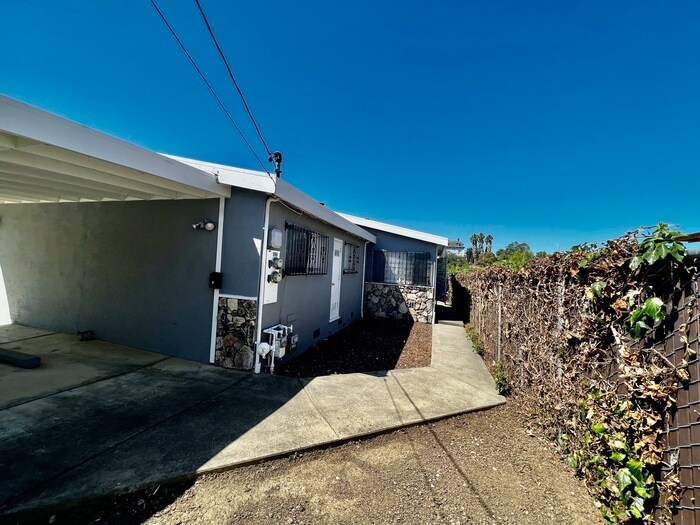 1 bed/ 1 bath available in Vallejo House for Rent in Vallejo, CA