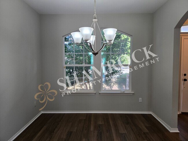 Building Photo - 6509 Tejas Dr