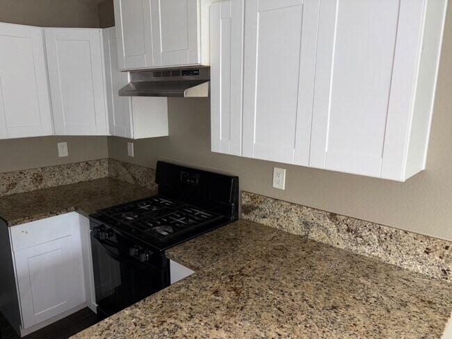 Foto del edificio - 2533 Miller Ave