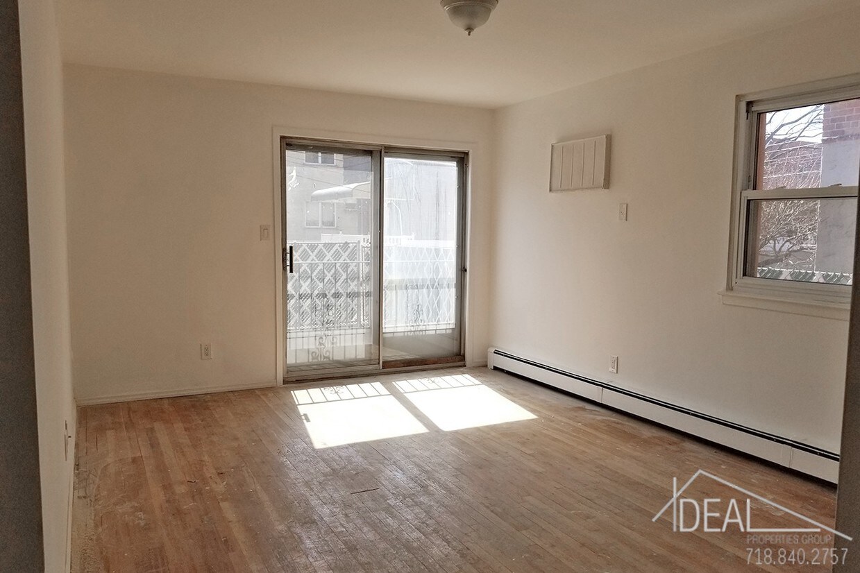 Primary Photo - Beautiful 1 bedroom apartment in Astoria!