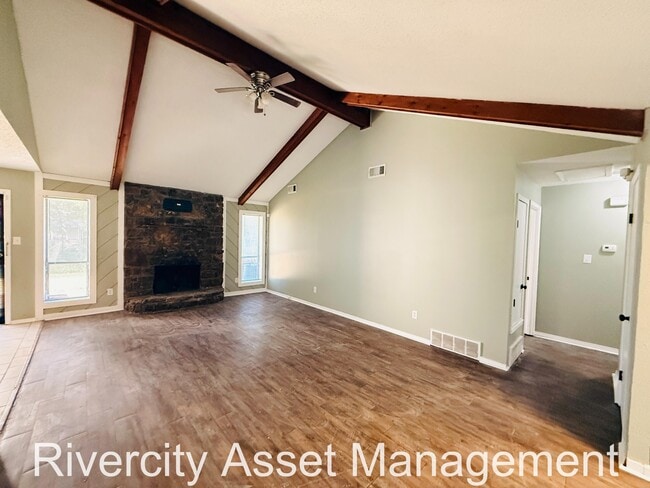 Building Photo - 6408 Green Grove Dr